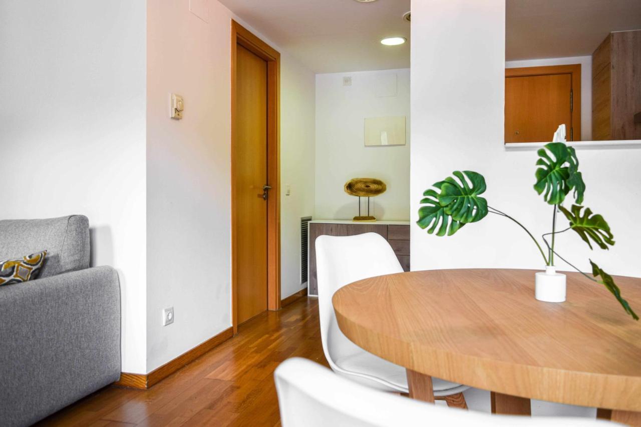 Loft Besalu Alojamiento Centrico Y Acogedor Экстерьер фото